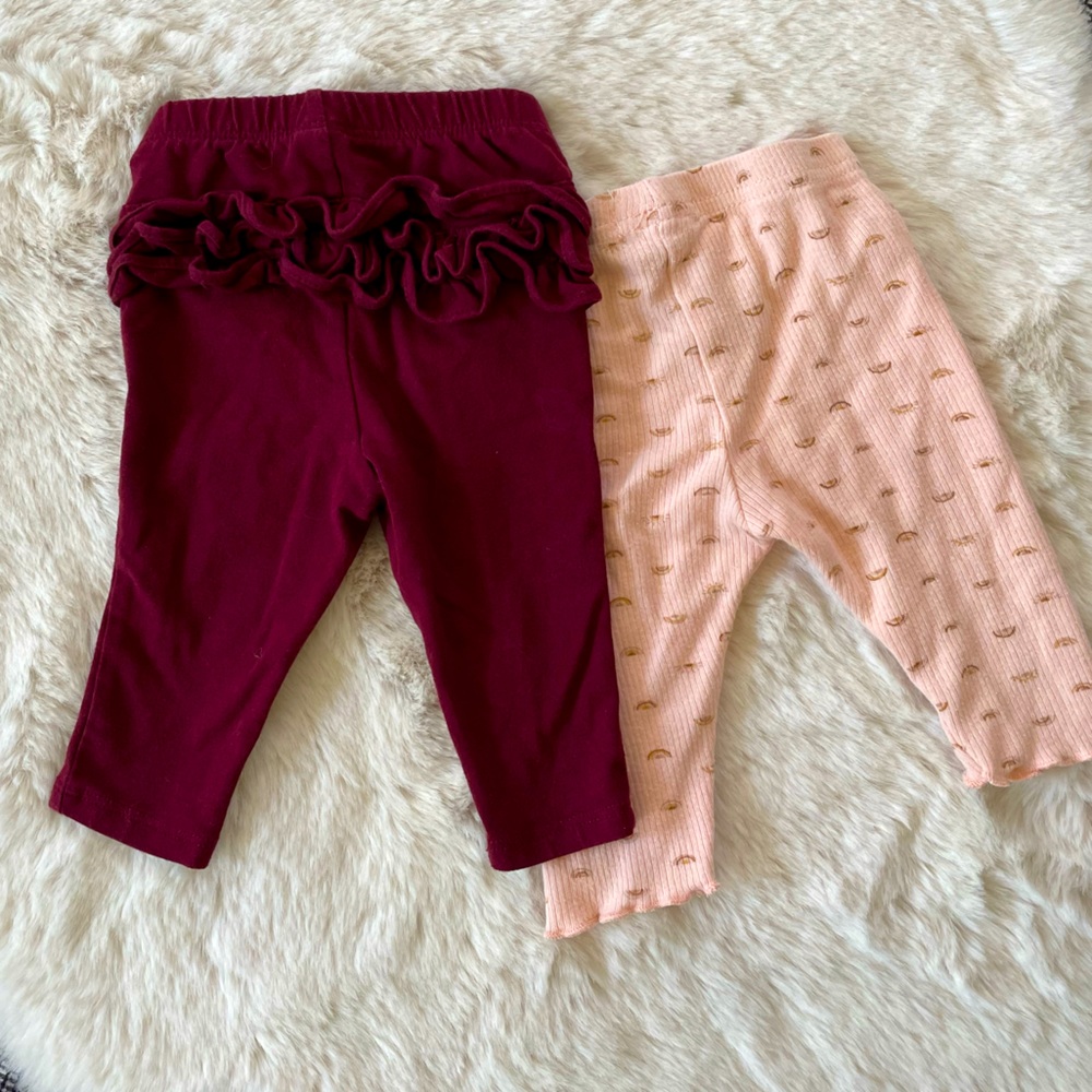 Baby Leggings Lot, 2 pairs, Excellent Condition, 3-6m, Ruffle bottom & Rainbows